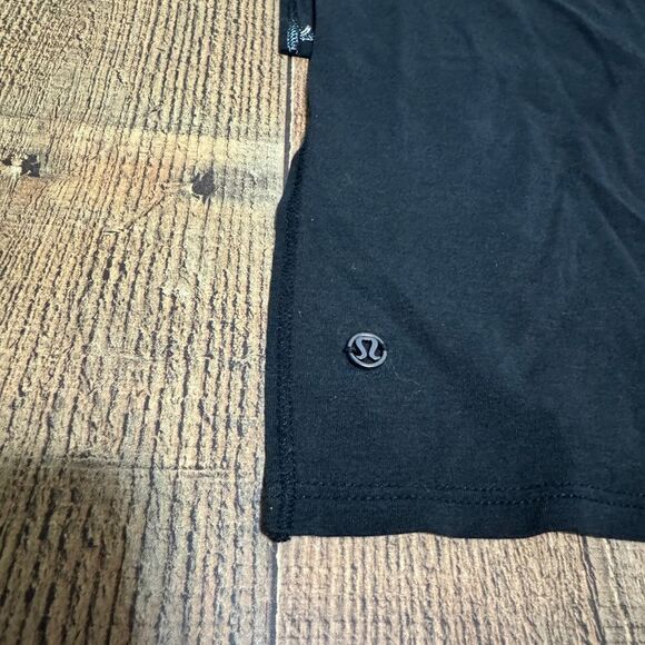 Lululemon My Mantra Short Sleeve
Black - Picture 5 of 16